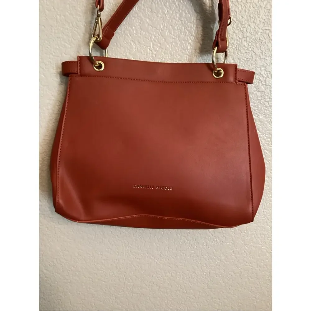 NWOT Danielle Nicole Disney Pinocchio Scalloped Vintage Handbag BoxLunch - Picture 5 of 7